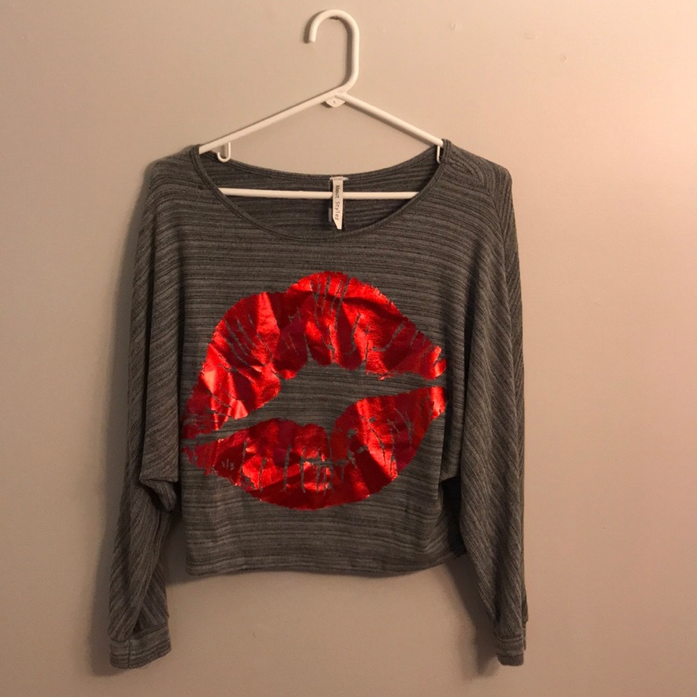 Gray long sleeve with red metallic kiss